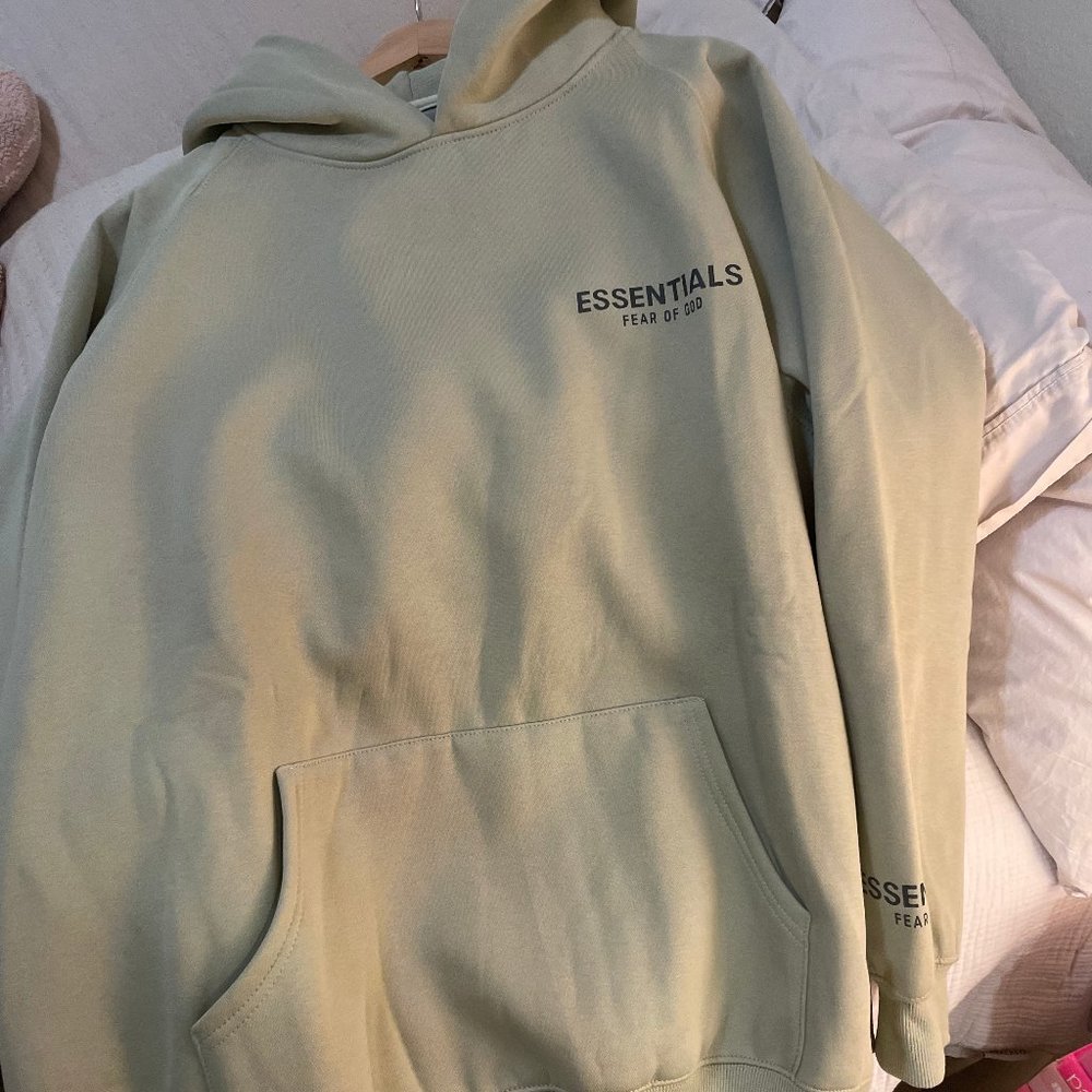 Essentials Sweatshirt